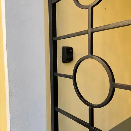 Spacious Private In Old Town Апартаменты